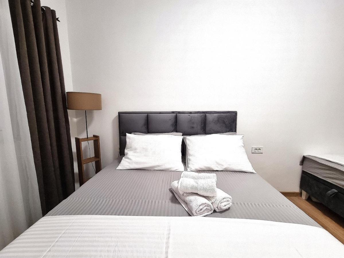 Dom B Apartments ブドヴァ エクステリア 写真